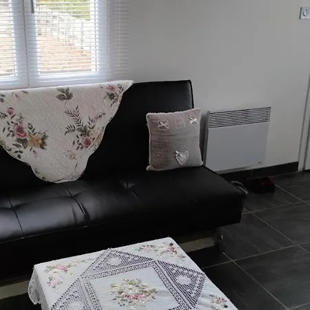 La Maisonnette Du Jardin Narbonne